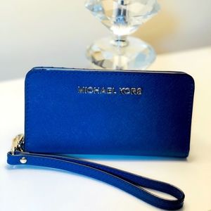 Michael Kors phone wristlet royal blue